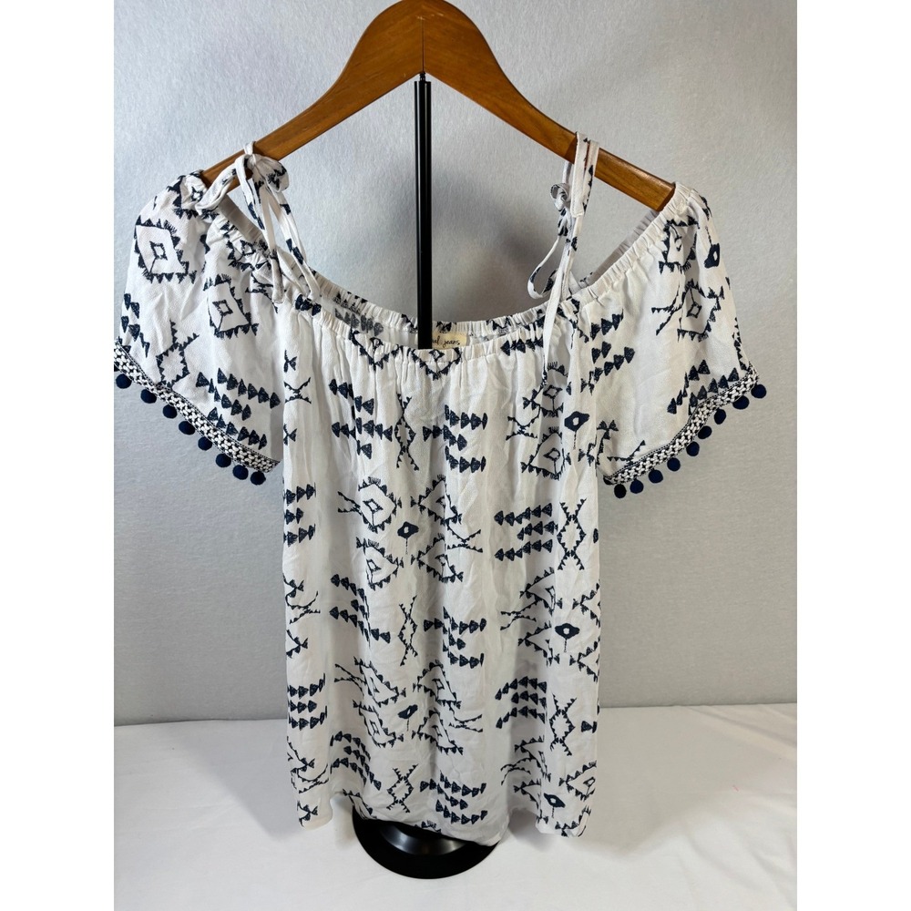 Tribal Jeans Womens White Navy Geometric Pom Pom Off Shoulder Blouse 5894O-1368